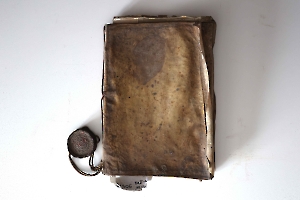 Informacja o projekcie „  Konserwacja ratująca dokumenty rękopiśmienne ze zbioru Biblioteki i Archiwum Kapituły Kolegiaty św. Marcina w Opatowie_6