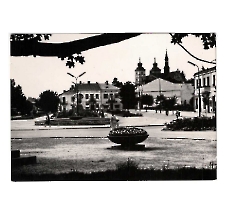 FONTANNA NA OPATOWSKIM RYNKU_3