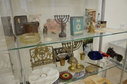 Judaica na wystawie w Opatowie