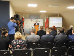 Konferencja prasowa Zarządu Powiatu Opatowskiego