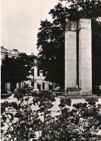 OPATOWSKI RYNEK NA KARCIE POCZTOWEJ Z LAT 60-TYCH_1